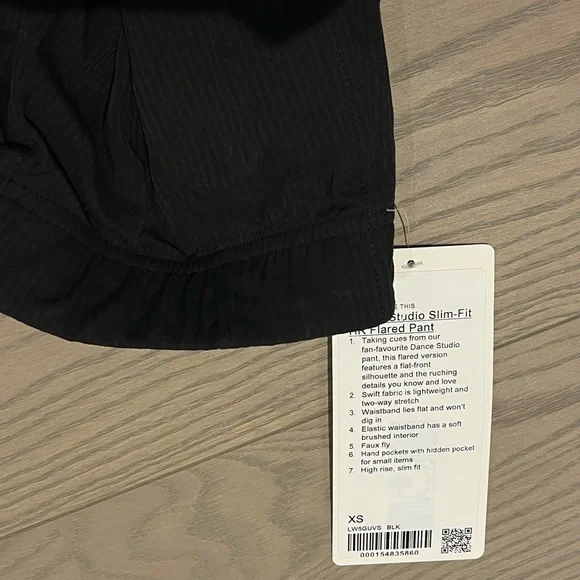 Lululemon dance studio - Picture 2 of 4